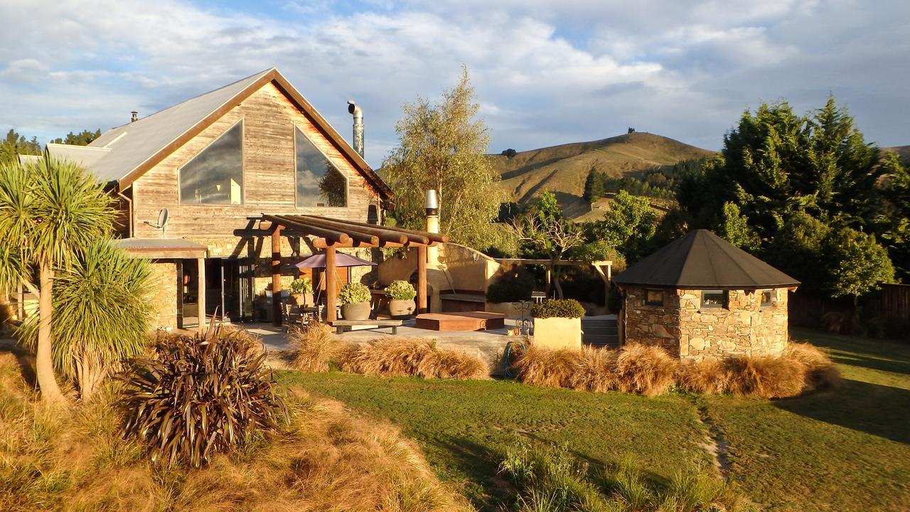 Tree House Lodge Bed & Breakfast Cheviot Dış mekan fotoğraf