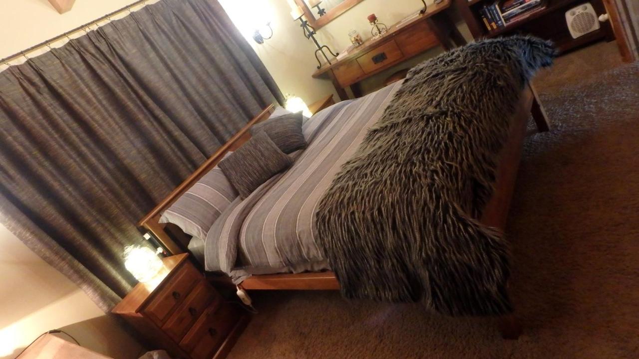 Tree House Lodge Bed & Breakfast Cheviot Dış mekan fotoğraf